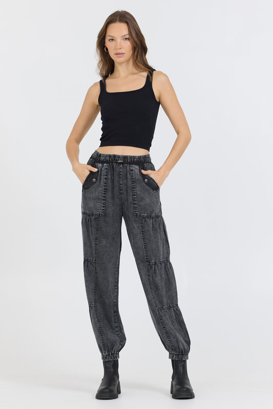 Tiered Twill Pant