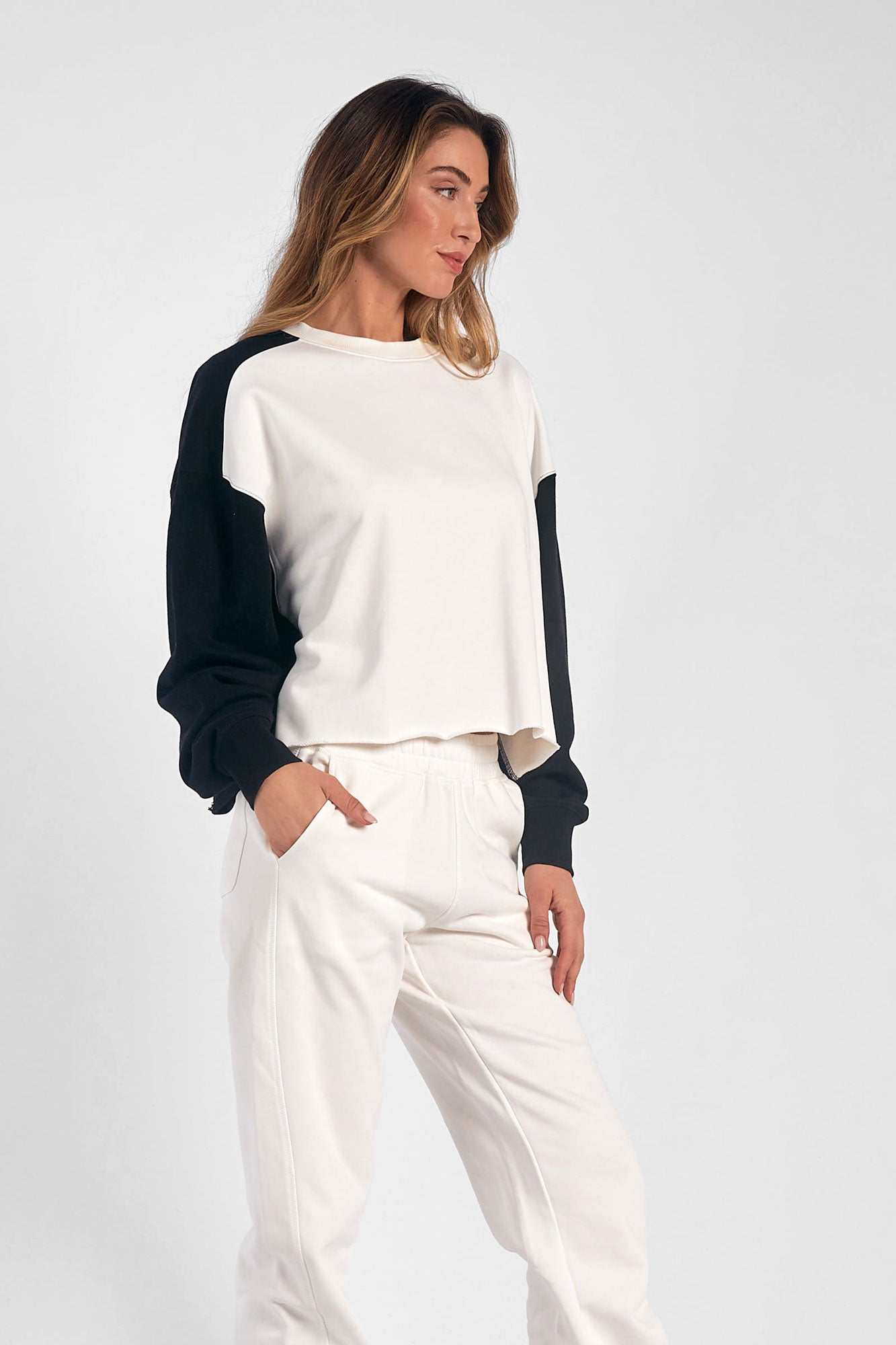 Colorblock Blk/white sweatshirt